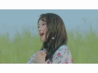A number of lesbians making a song about being top