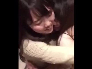レズ　濃厚キス