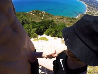 Grosse pipe bien baveuse pendant notre randonnée ! – Lily_jack
