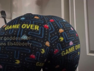 Scorching ebony women farting so much