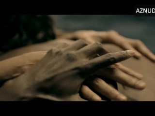 Halle Berry Lesbian Intercourse Scene With Sheila Atim