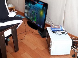 Whilst my neighbor performs console my female friend licks my pussy – IkaSmokS