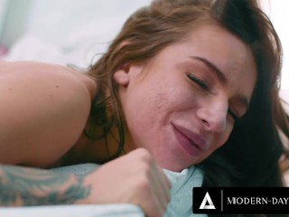 MODERN-DAY SINS – Dangerous Public Pussy Consuming For All-Herbal Lesbians! Stuck By means of MILF At Open Space!