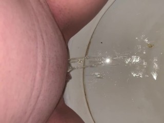 GIRL THINKS HE’S A MAN AND PEES STANDING UP