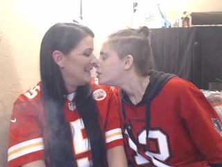 Jersey Ladies Smoking