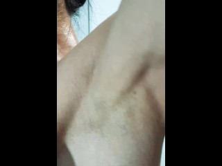 Sweaty armpits by way of Angelmuscles